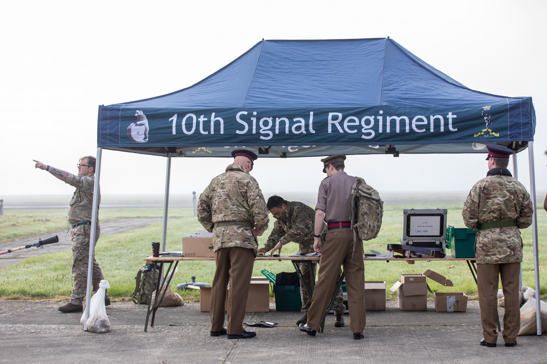 10 Sigs Control Centre 10 Sigs Control Centre